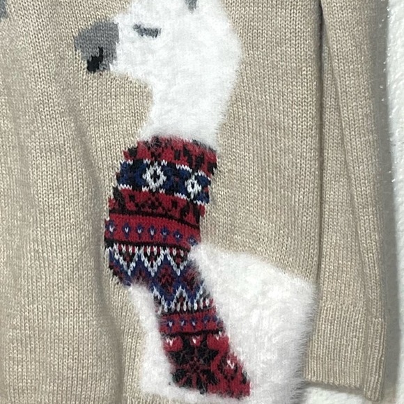 Motherhood Maternity Fuzzy Llama Sweater Women's size Small Beige - Picture 15 of 15